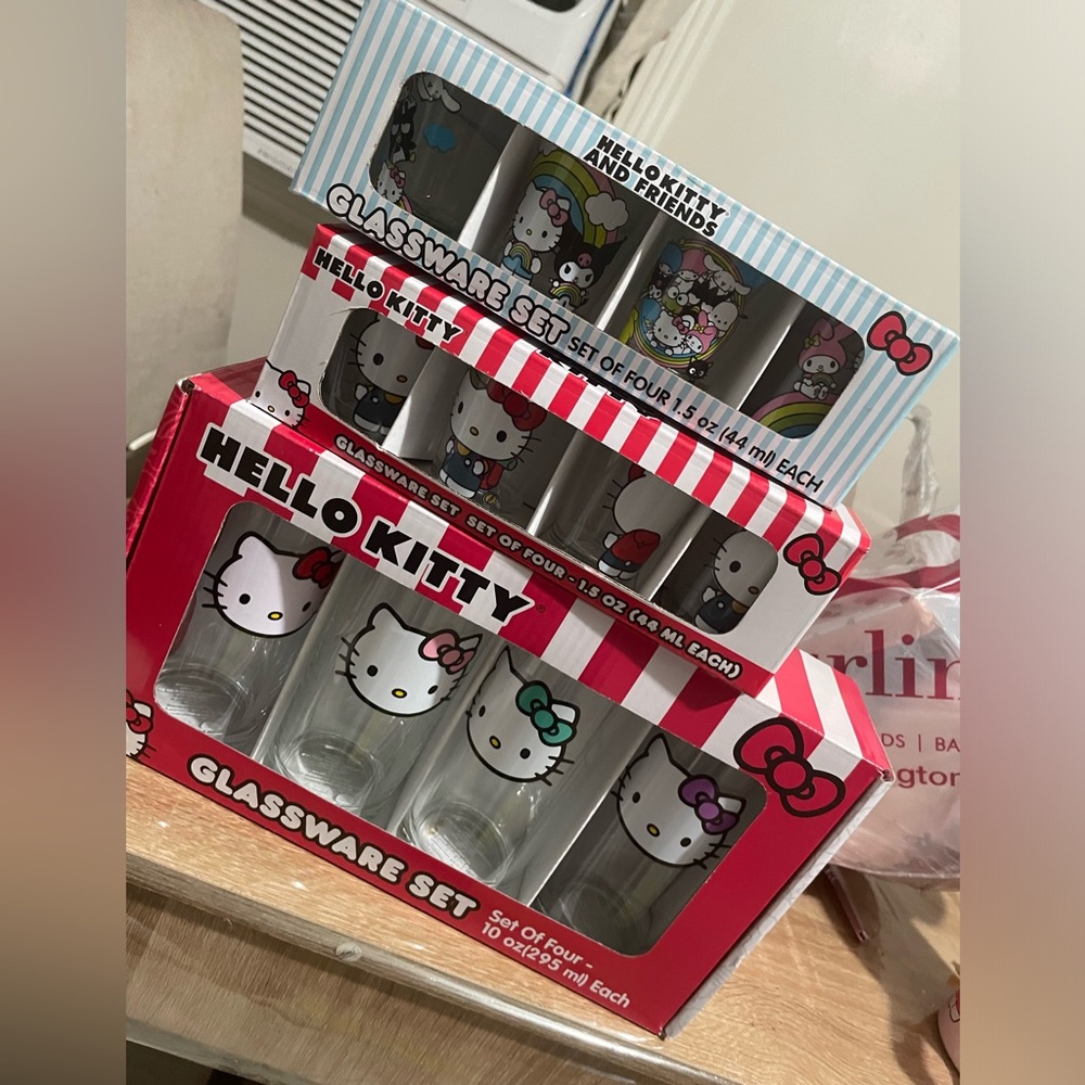 Hello kitty Glass shot and glass cups
